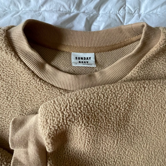 Cropped Aritzia long sleeve M - Picture 2 of 3